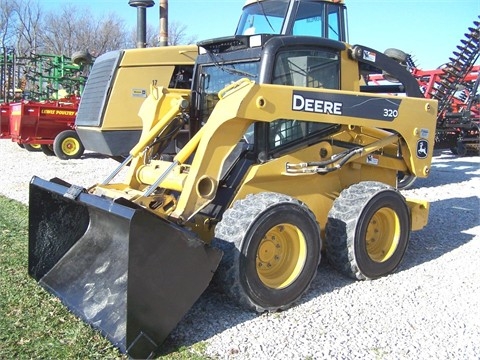 Minicargadores Deere 320