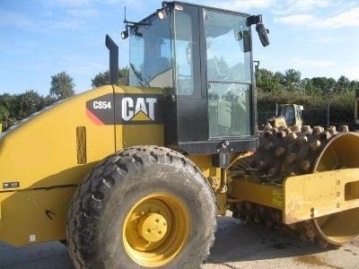 Compactadora Vibratoria Caterpillar CS54