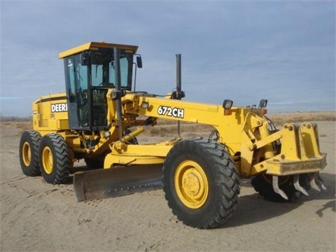 Motoconformadoras Deere 672CH