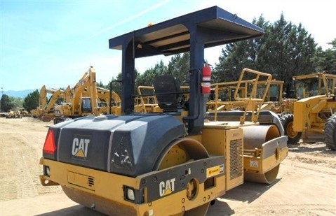 Compactadora Vibratoria Caterpillar CB-634D