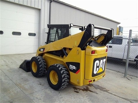 Minicargadores Caterpillar 252B