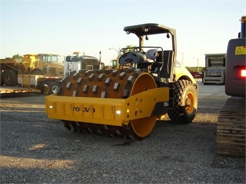 Compactadora Vibratoria Volvo SD116D