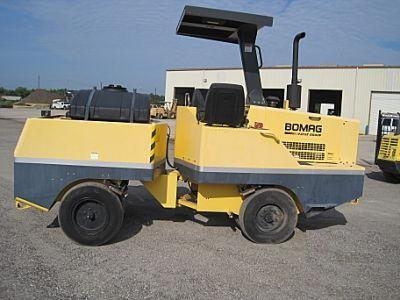 Compactadora Con Llantas Bomag BW11RH