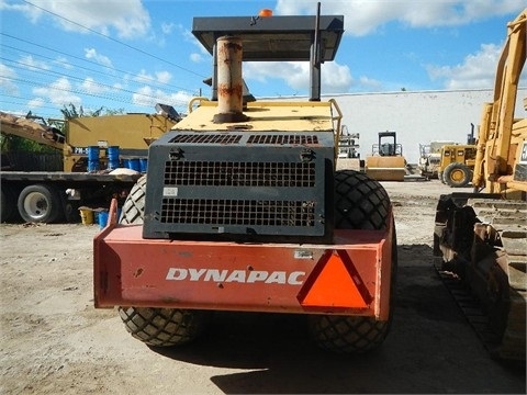 Compactadora Vibratoria Dynapac CA250D