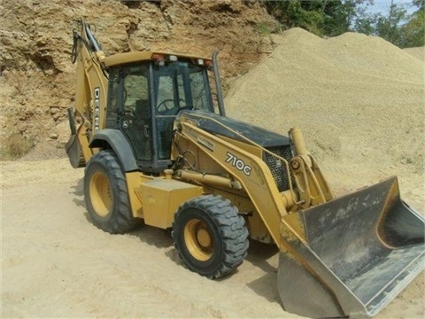 Backhoe Loaders Deere 710G