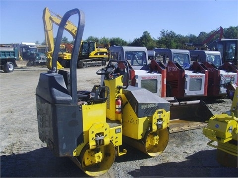 Compactadora Vibratoria Bomag BW900