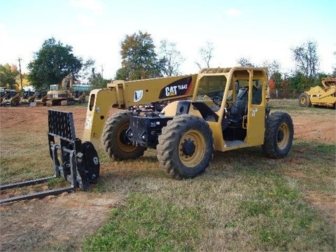 Telehandler Caterpillar TL642