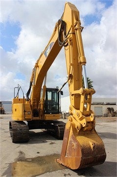  Caterpillar 321C de segunda mano en venta Ref.: 1391640686217138 No. 3