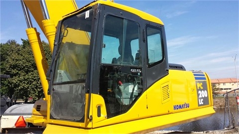 EXCAVADORAS KOMATSU PC200 usada en buen estado Ref.: 1392317641745846 No. 4