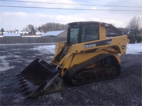 Miniloaders Deere CT332