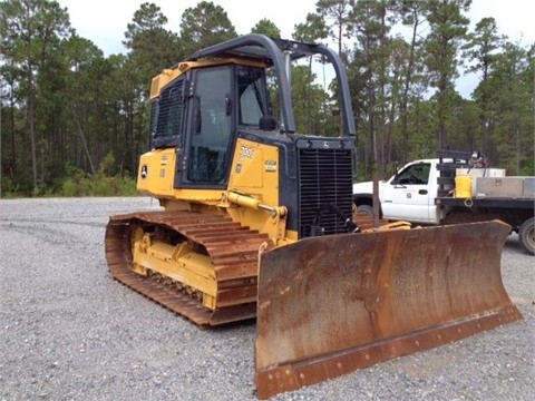  Deere 700J en buenas condiciones Ref.: 1392755170775115 No. 3