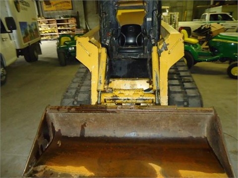  DEERE CT332 en optimas condiciones Ref.: 1392850143652998 No. 3