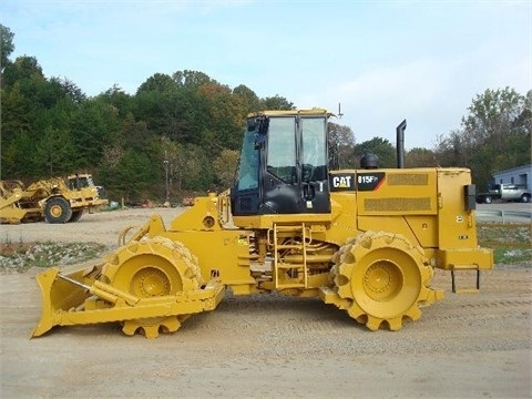 Compactadoras Suelos Y Rellenos Caterpillar 815F