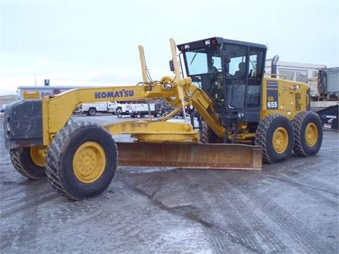 Motoconformadoras Komatsu GD655