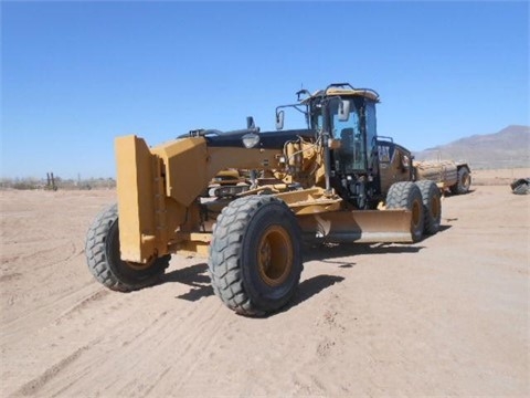 Motoconformadoras Caterpillar 14M