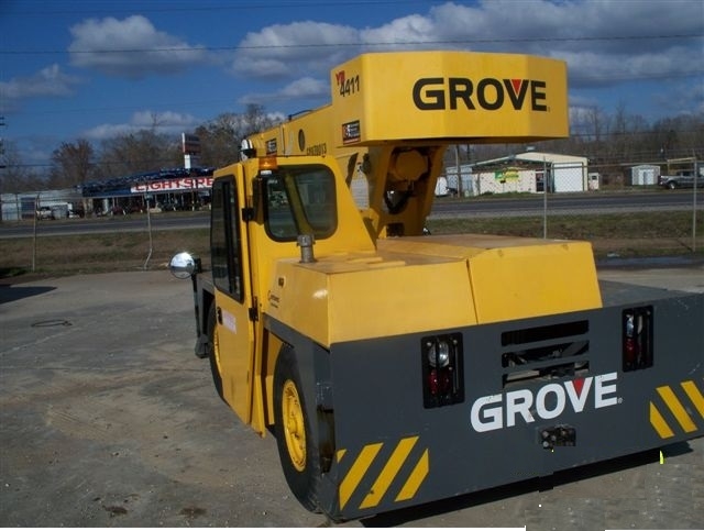 Gruas Grove YB4411