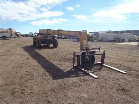 Telehandler Caterpillar TL943