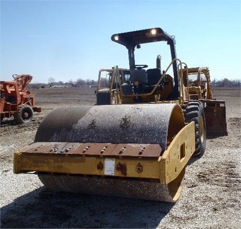 Compactadora Vibratoria Caterpillar CS56