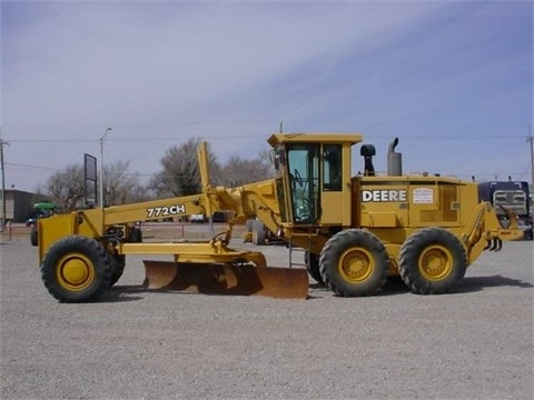 Motoconformadoras Deere 772CH