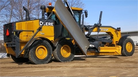 Motoconformadoras Deere 772GP