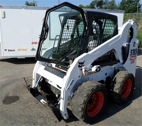 Minicargadores Bobcat S185