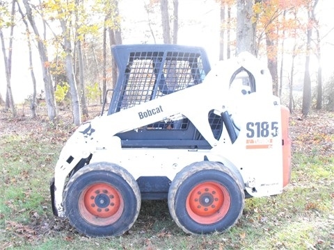 Minicargadores Bobcat S185