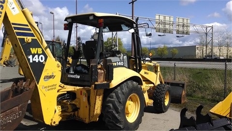  Komatsu WB140 de medio uso en venta Ref.: 1397527434751300 No. 2