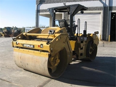 Compactadora Vibratoria Caterpillar CB54