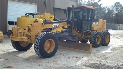 Motoconformadoras Deere 670D