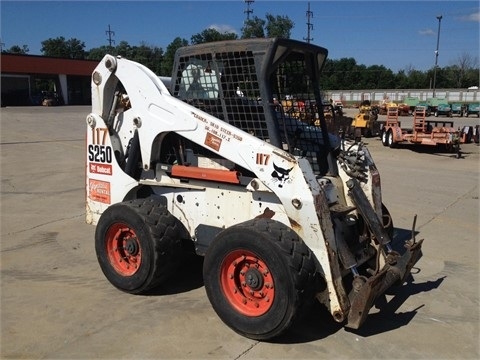 Minicargadores Bobcat S250