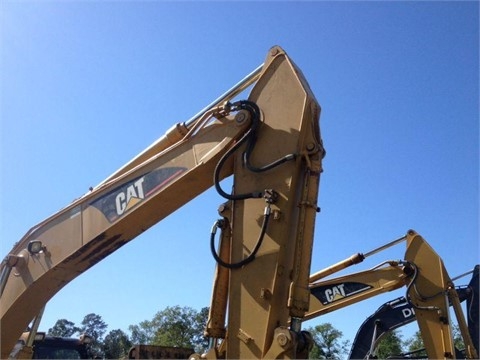  CATERPILLAR 320C seminueva en venta Ref.: 1398442496940671 No. 2