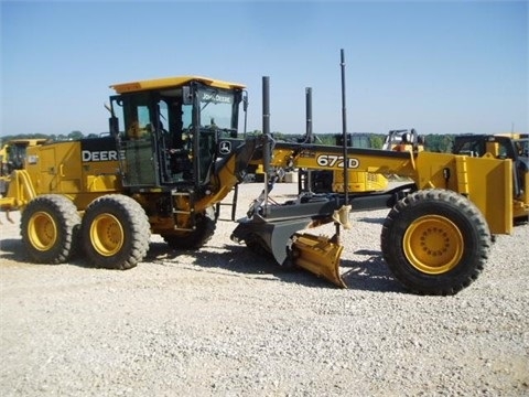  DEERE 672D importada en buenas condiciones Ref.: 1398802293504903 No. 4