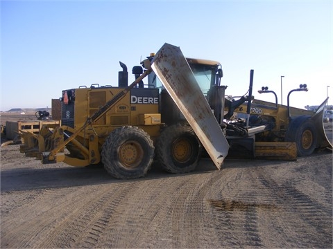  DEERE 770D seminueva Ref.: 1398807624197513 No. 4