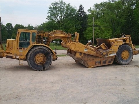 Screpers Caterpillar 637E