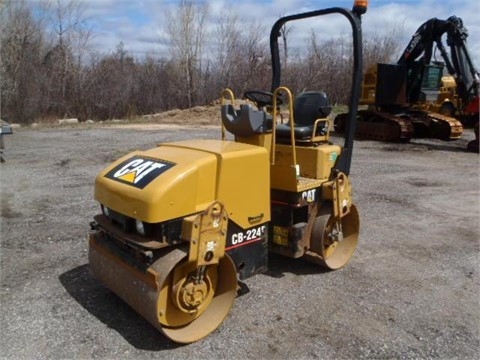 Vibratory Compactors Caterpillar CB-224E