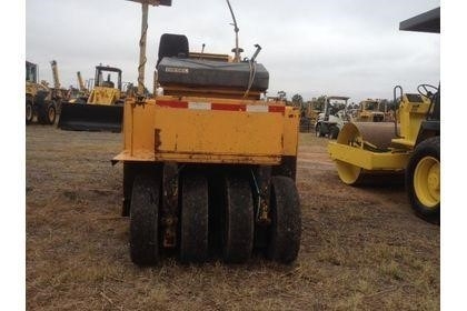Compactadora Con Llantas Ferguson SP912