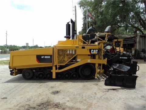 Pavimentadoras Caterpillar AP-1055D