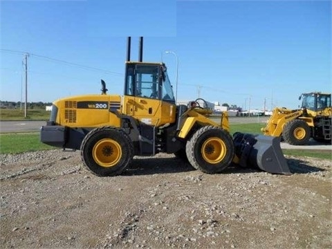 CARGADORAS KOMATSU WA200 de segunda mano Ref.: 1399671012638853 No. 2
