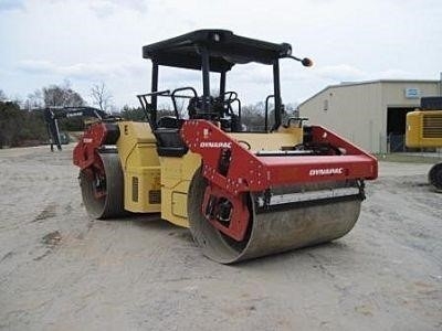 Compactadora Vibratoria Dynapac CC624HF