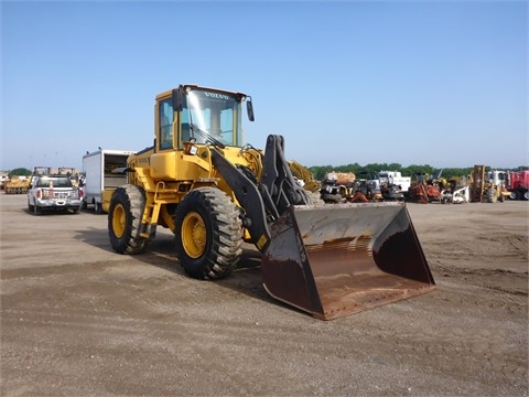 VOLVO L70E de medio uso en venta Ref.: 1400198710353295 No. 2