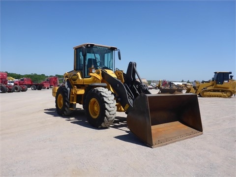  Volvo L90F de segunda mano a la venta Ref.: 1400198925245752 No. 2