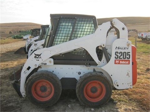 Minicargadores Bobcat S205