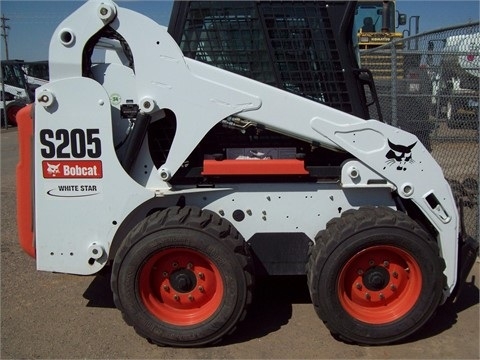 Minicargadores Bobcat S205