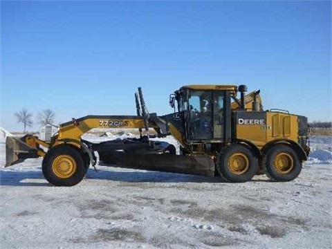 Motoconformadoras Deere 772GP