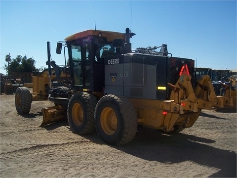  Deere 772GP en venta, usada Ref.: 1401820108053825 No. 2