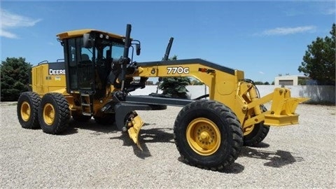 Deere 770CH de segunda mano en venta Ref.: 1401840419616329 No. 4