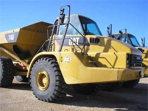 Camiones De Carga Caterpillar 740