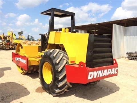 Compactadora Vibratoria Dynapac CA251