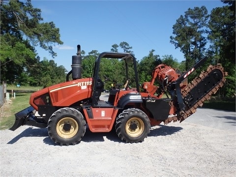 Zanjadora Ditch Witch RT115