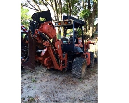 Zanjadora Ditch Witch RT115